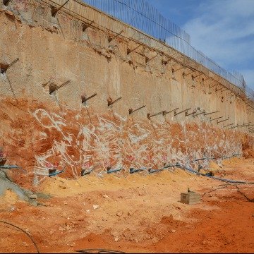 PARETI DI SUPPORTO IN CALCESTRUZZO